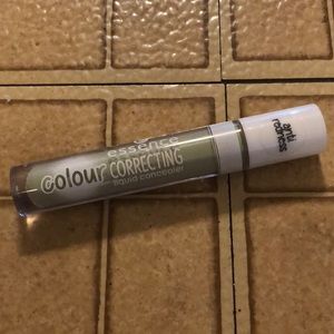 Essence Colour Corrector!